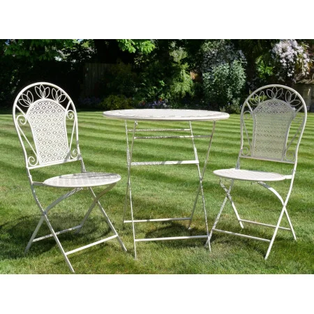 Mobilier de jardin en fer forgé. Maisondunreve.com
