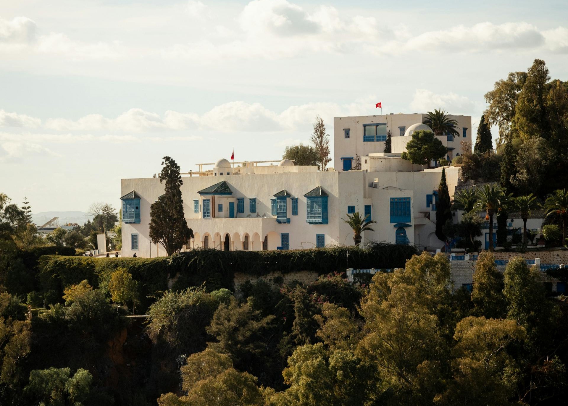 Eden Luxury Homes – luxury holiday rentals for the hottest summer and winter destinations.