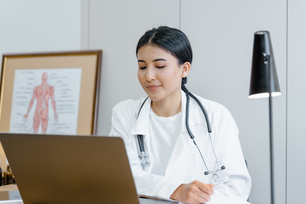 Le médecin généraliste tient une place centrale dans le système de santé français